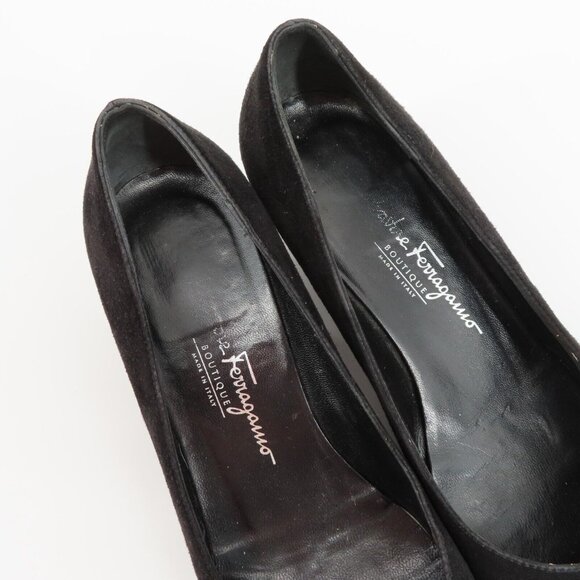 Salvatore Ferragamo 7.5 B Black Suede Tortoise Shell Design Heel Round Toe Italy - Picture 10 of 16